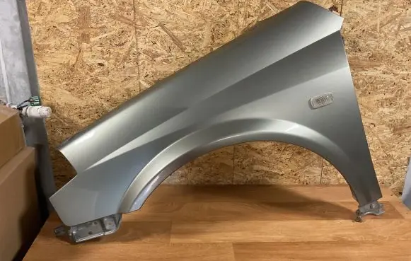 Nissan Primera Fender
