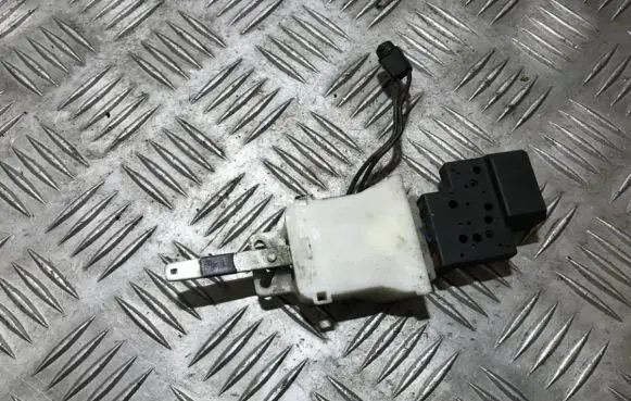 Mazda 323 Interior fan control switch 