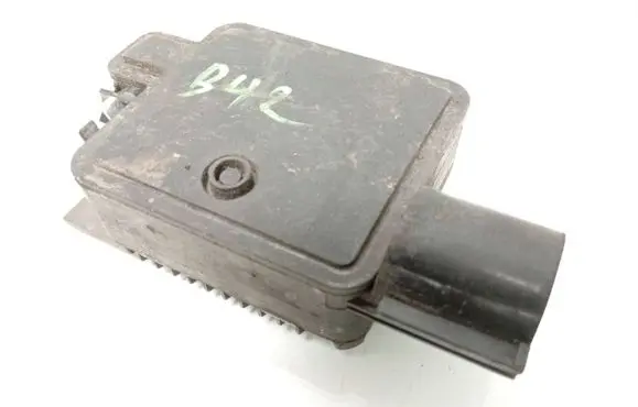 Volvo V40 Coolant fan relay 940009301 560002781114