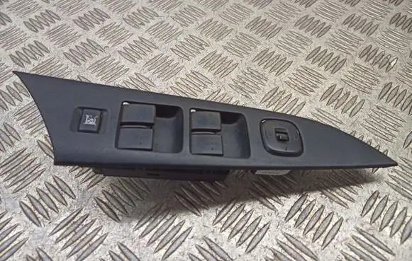 Mazda 3 I Front door window switch trim 00BP4L66350