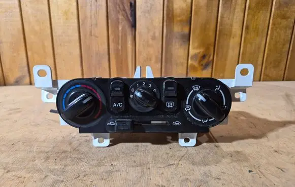 Mazda 323 Climate control unit 