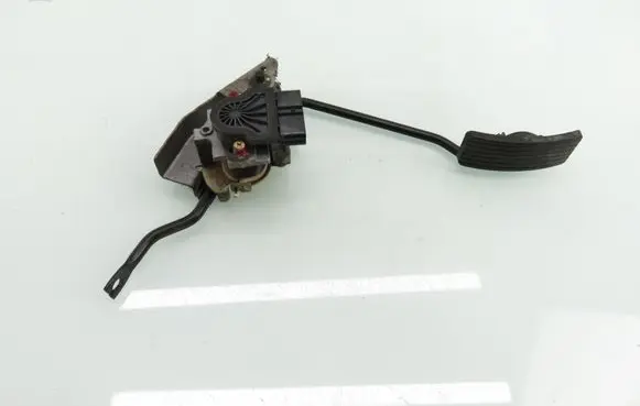 Mitsubishi Pajero Pinin Accelerator throttle pedal ASA66011