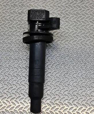 Toyota Corolla E120 E130 High voltage ignition coil 9008019019