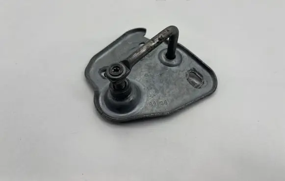 Cupra Formentor Engine bonnet/hood lock/latch loop/hook 3V0823186A MVSVPA02