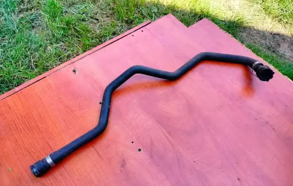 BMW 5 F10 F11 Engine coolant pipe/hose 8507333 12782