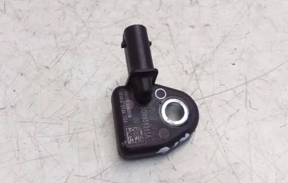 Volkswagen PASSAT B8 Airbag deployment crash/impact sensor 3Q0959351A