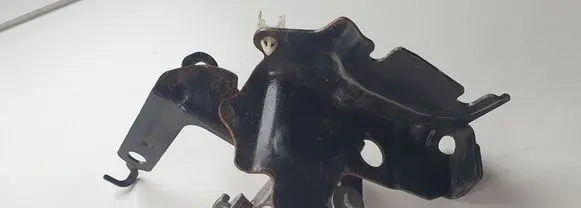 Mazda 6 ABS pump bracket 