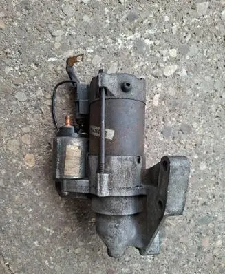 Peugeot 607 Starter motor