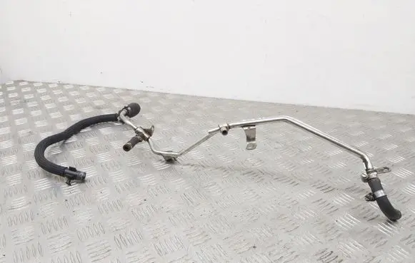 Chrysler 300 - 300C Fuel line pipe