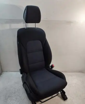 Hyundai Tucson TL Front driver seat 