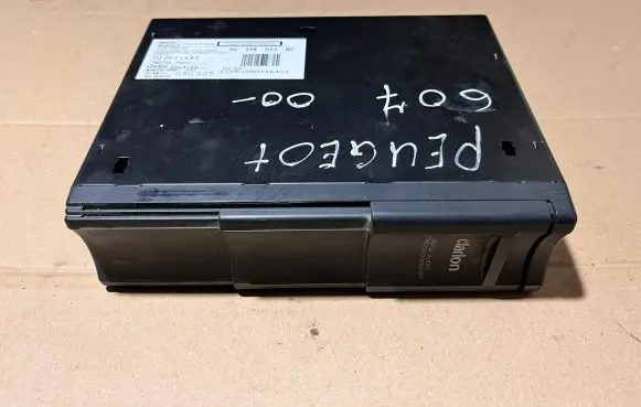 Peugeot 607 CD/DVD changer 9655801380 CL061050126425