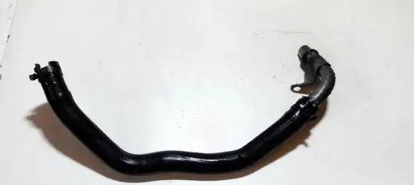 Toyota Avensis T270 Engine coolant pipe/hose