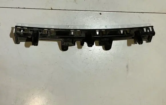 Ford Mustang VI Front bumper mounting bracket FR3B17B861AC