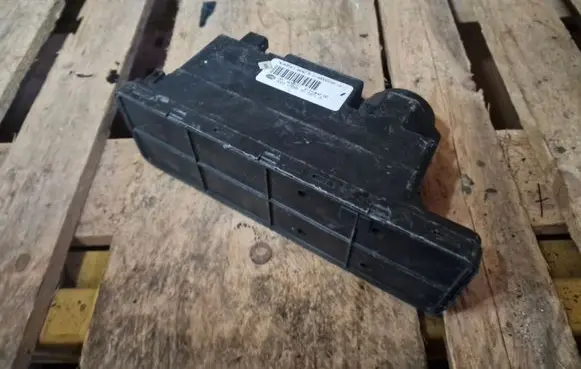 Mercedes-Benz E AMG W210 Central locking vacuum pump 2108002248