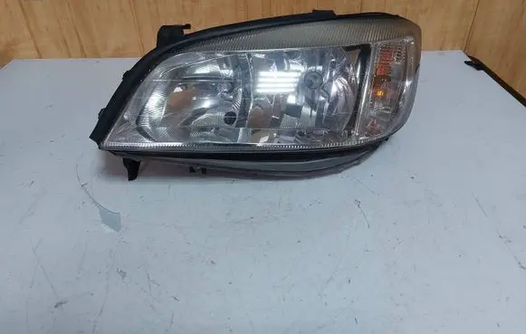 Opel Zafira A Headlight/headlamp 89100054