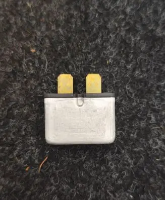 Audi TT Mk1 Other relay 443937105A