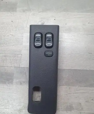 Mercedes-Benz A W168 Electric window control switch 168683L508