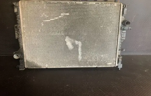 Land Rover Range Rover Sport L494 Coolant radiator 6G918C342