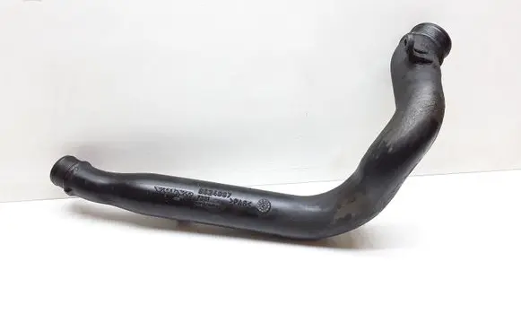 Volvo XC90 Intercooler hose/pipe 8624887