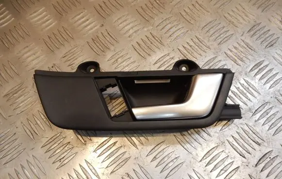 Audi A4 S4 B7 8E 8H Front door interior handle 8E2837020G 3763