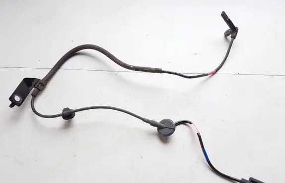 Mitsubishi Outlander ABS brake wheel speed sensor 52293579A
