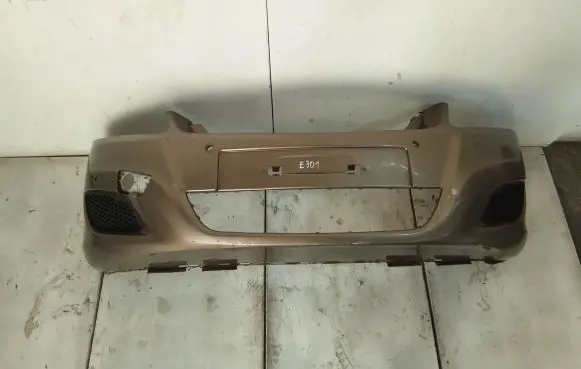 Opel Zafira B Front bumper