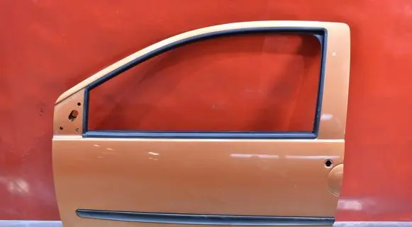 Renault Twingo II Front door