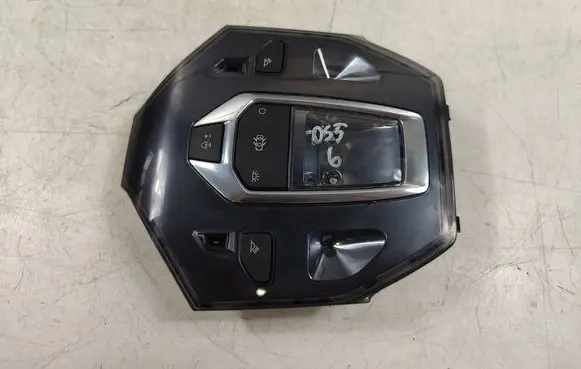 Citroen DS5 Front seat light 96702429