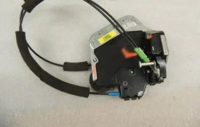 Lexus RX 450H Rear door lock 6906060110