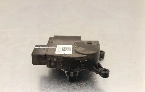 Tesla Model Y Air flap motor/actuator 150062300A