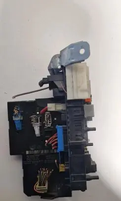 Mercedes-Benz C W204 SAM control unit 2049060805 5DK01102240 2129028502