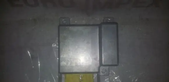 Ford Mondeo MK I Airbag control unit/module
