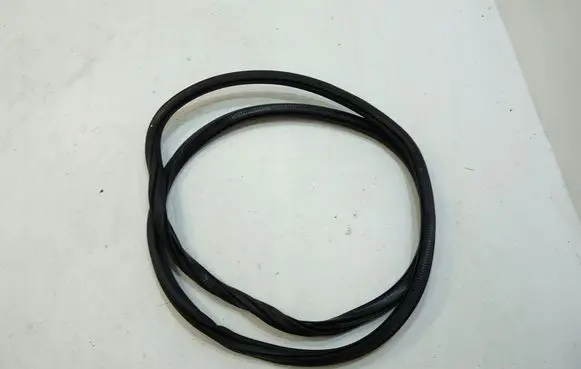 Skoda Karoq Rubber seal loading door 575867368D