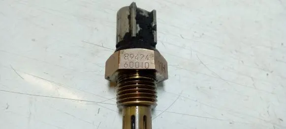 Coolant temperature sensor