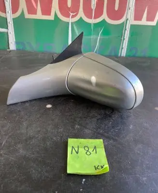 Opel Corsa C Front door electric wing mirror 008062349