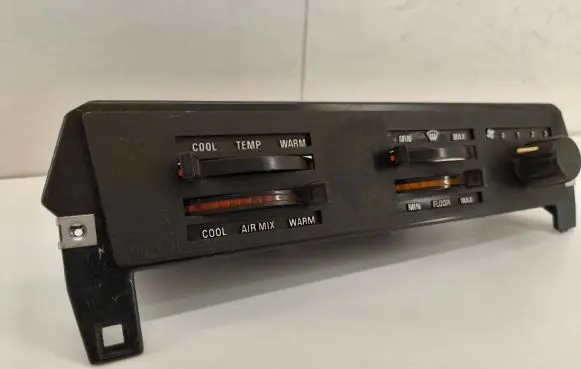 Volvo 240 Climate control/heater control trim 
