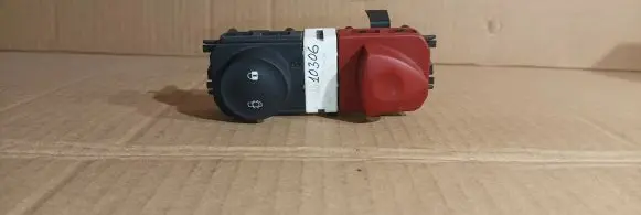Renault Scenic II - Grand scenic II Hazard light switch 8200095493 8200109723 8200107808