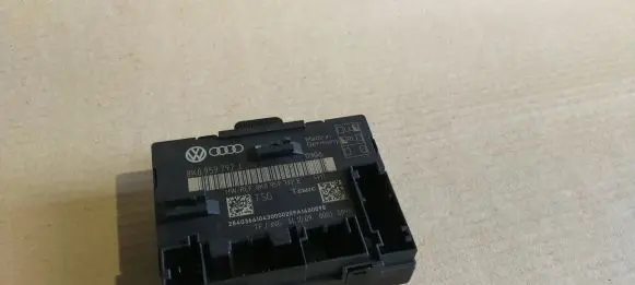 Audi A4 S4 B8 8K Door control unit/module 8K0959792J