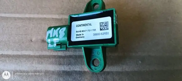 Suzuki Swift III Airbag deployment crash/impact sensor 3893052RB0