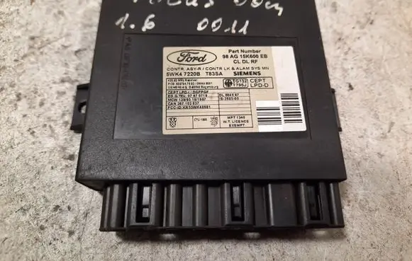 Ford Focus Comfort/convenience module 5WK47220BT83SA 98AG15K600EB