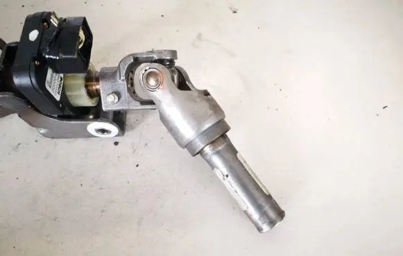 Toyota Avensis T250 Steering column universal joint