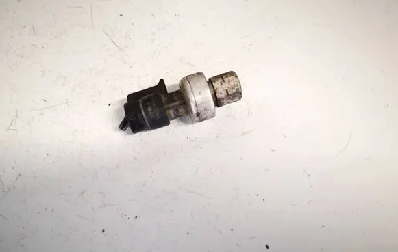 Chevrolet Captiva Air conditioning (A/C) pressure sensor 
