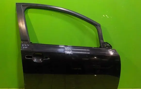 Nissan Leaf I (ZE0) Front door PRZOD PRAWE