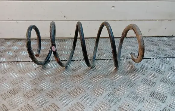 Renault Megane II Front coil spring 