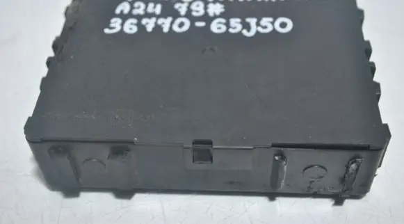 Suzuki Grand Vitara II Other control units/modules 3677065J50