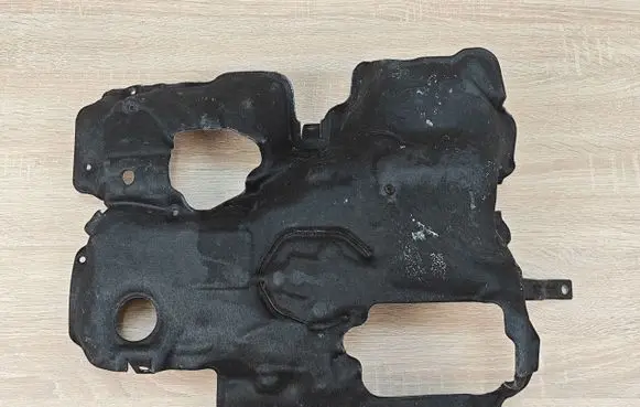 BMW 4 G22 G23 G24 G26 Engine cover (trim) 8583378
