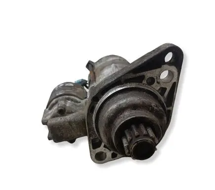 Volkswagen Golf V Starter motor 02Z911023H 0907060150