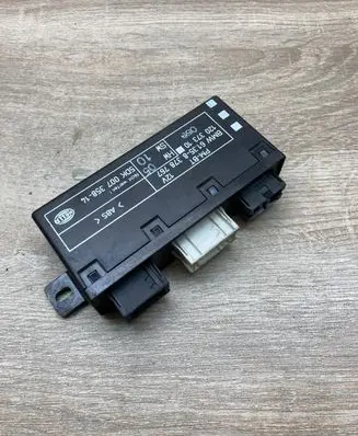 BMW 5 E39 Door control unit/module 8378767 5DK007358