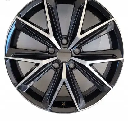 Lexus LBX R18 alloy rim 257711