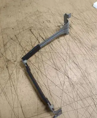Battery bracket